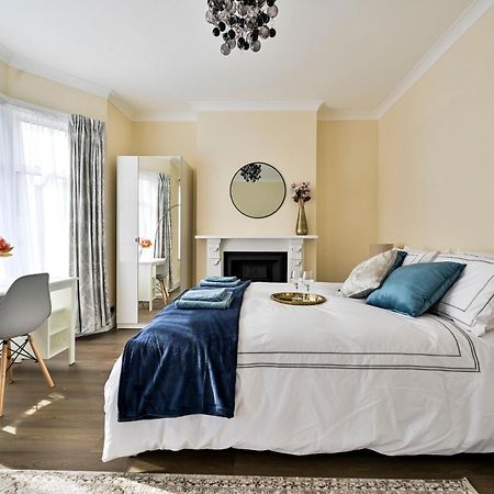 Greenwich Holiday Home Лондон Екстериор снимка